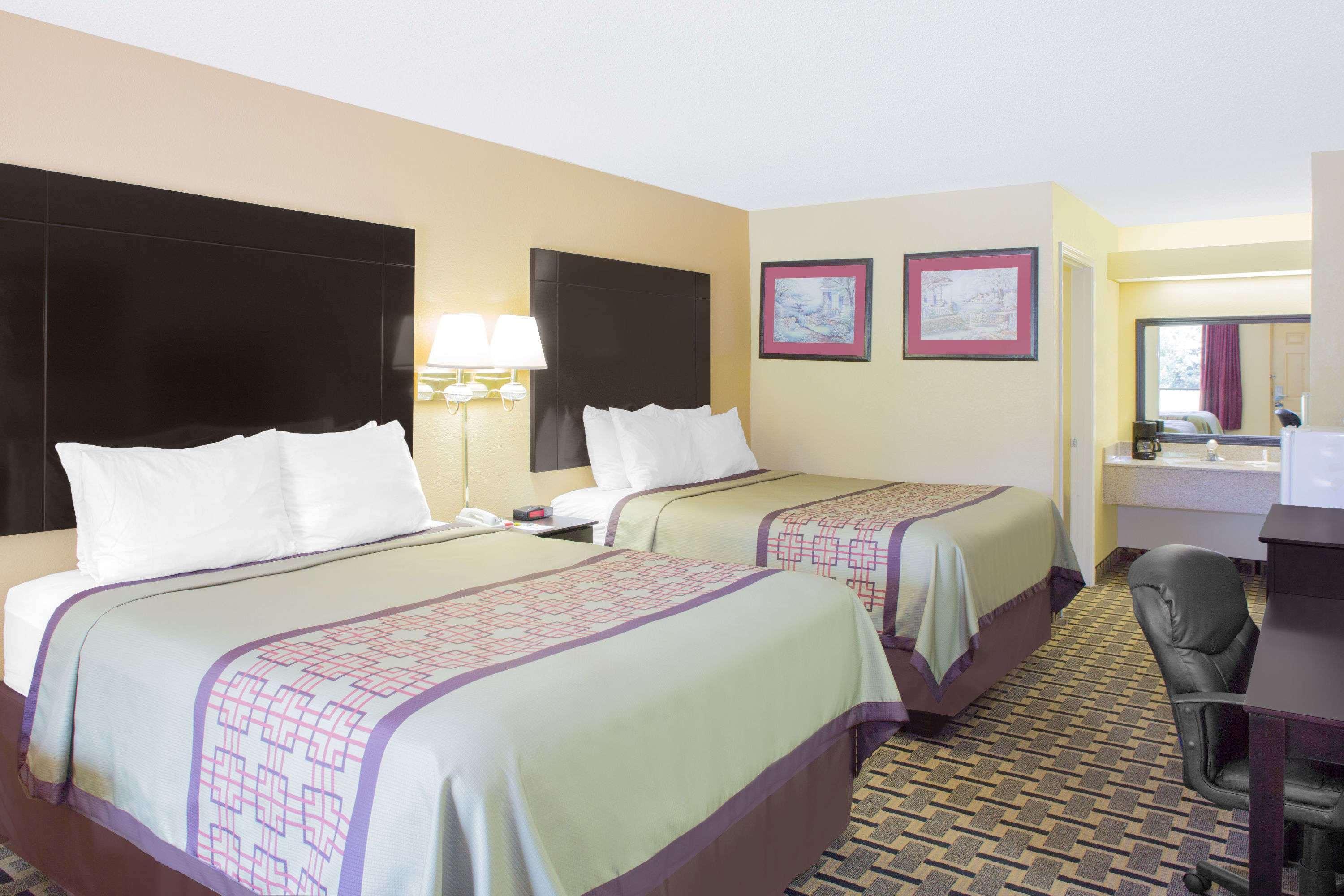 Days Inn By Wyndham Andalusia Kültér fotó